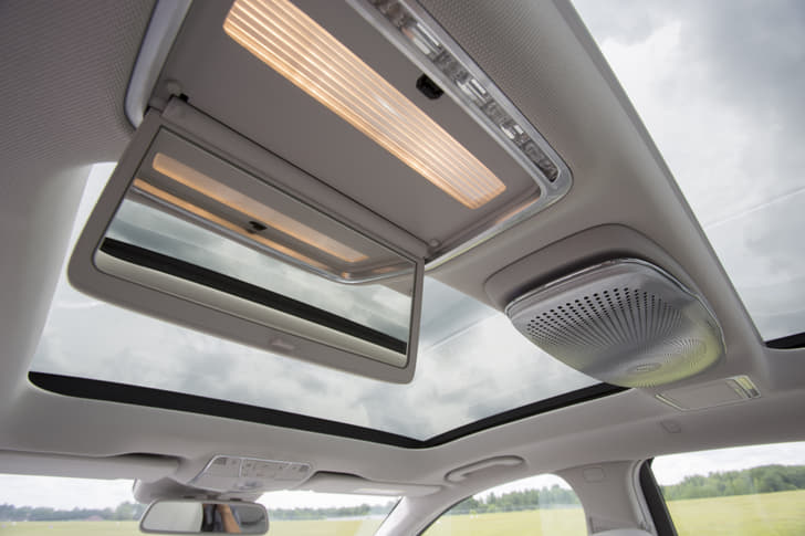 New 2014 Mercedes S-class India photo gallery